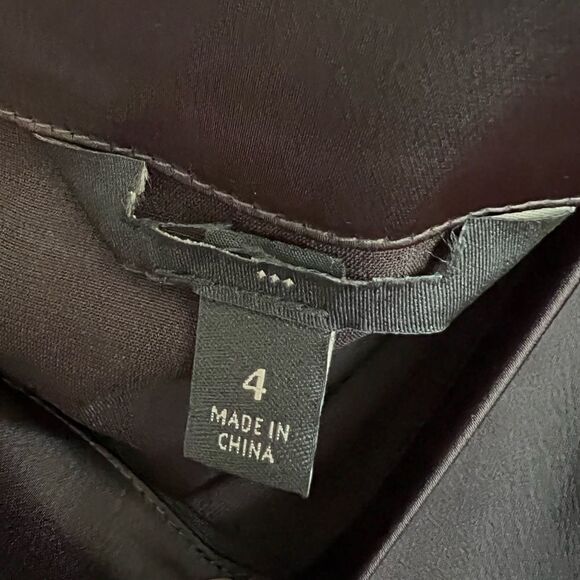 Banana Republic Flutter-Sleeve Knee Length Dress - Picture 6 of 9